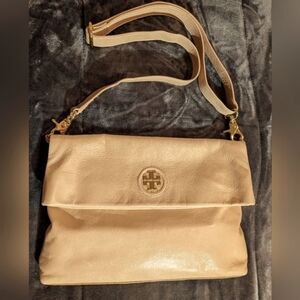 Tory Burch- city fold over messenger bag